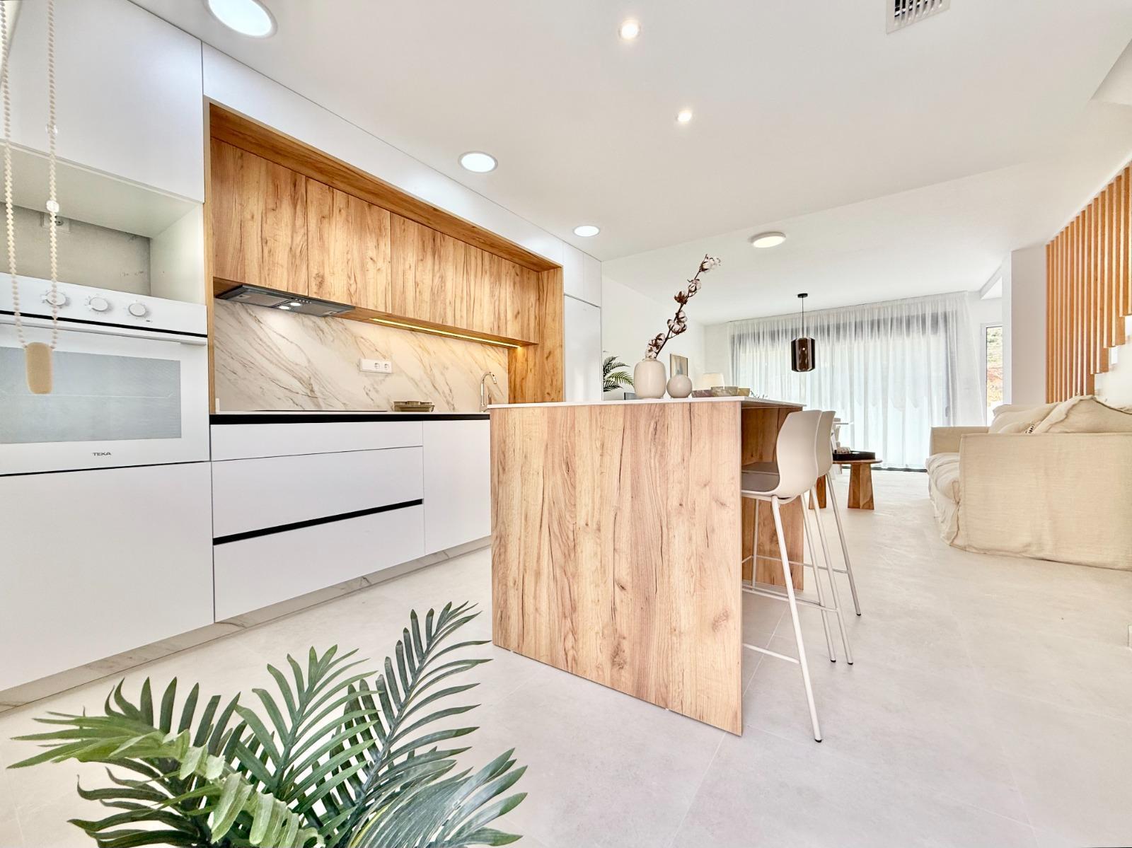 high-bungalow in Cox — Ref 28059
