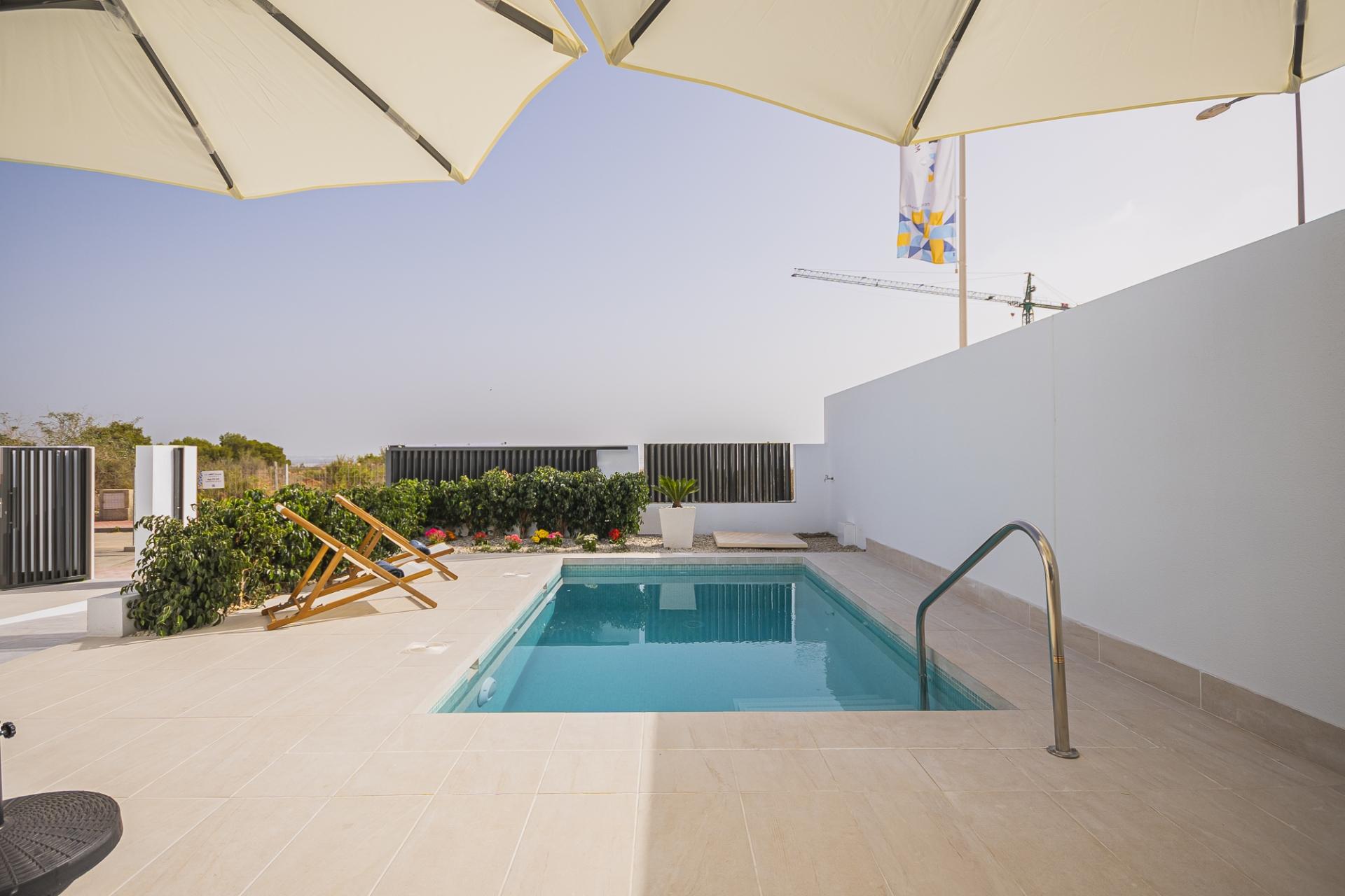 terraced in Torrevieja — Ref 36145