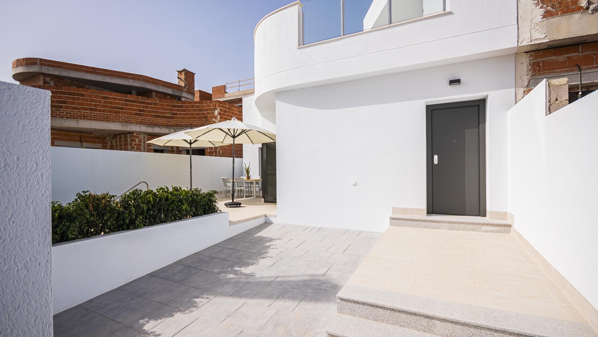 terraced in Torrevieja — Ref 36145