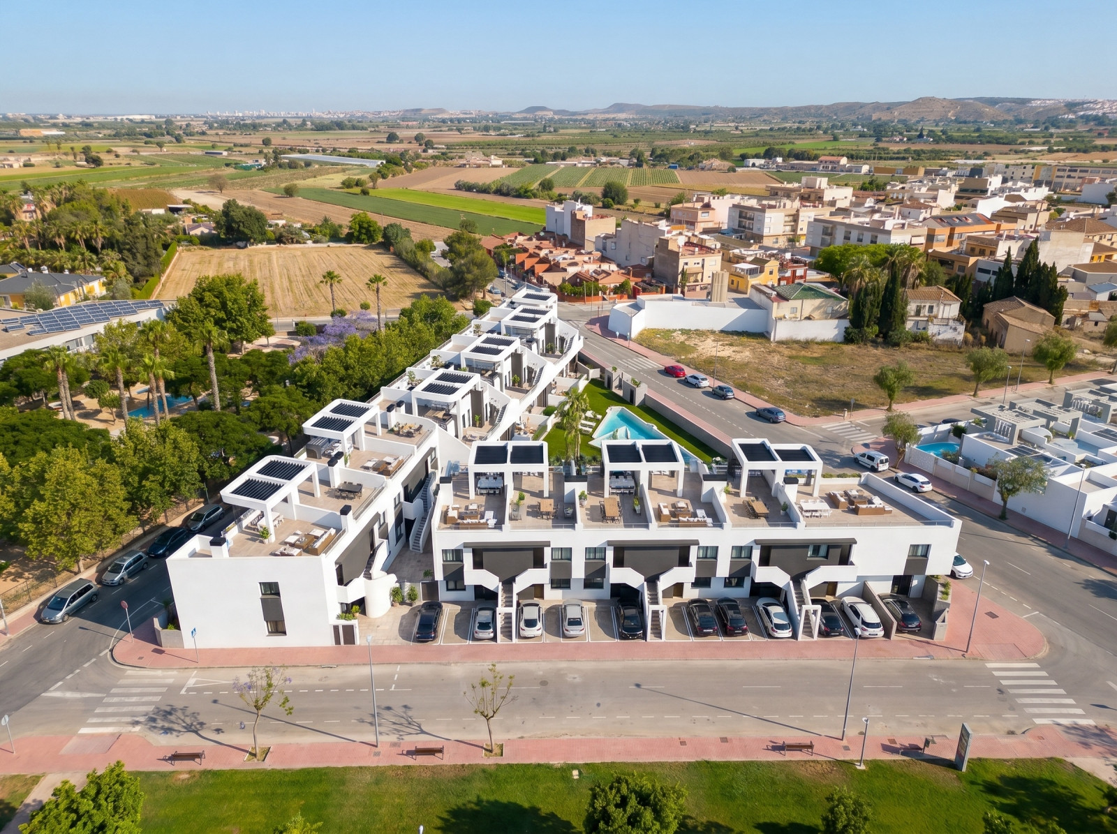 low-bungalow in San Fulgencio — Ref 18708