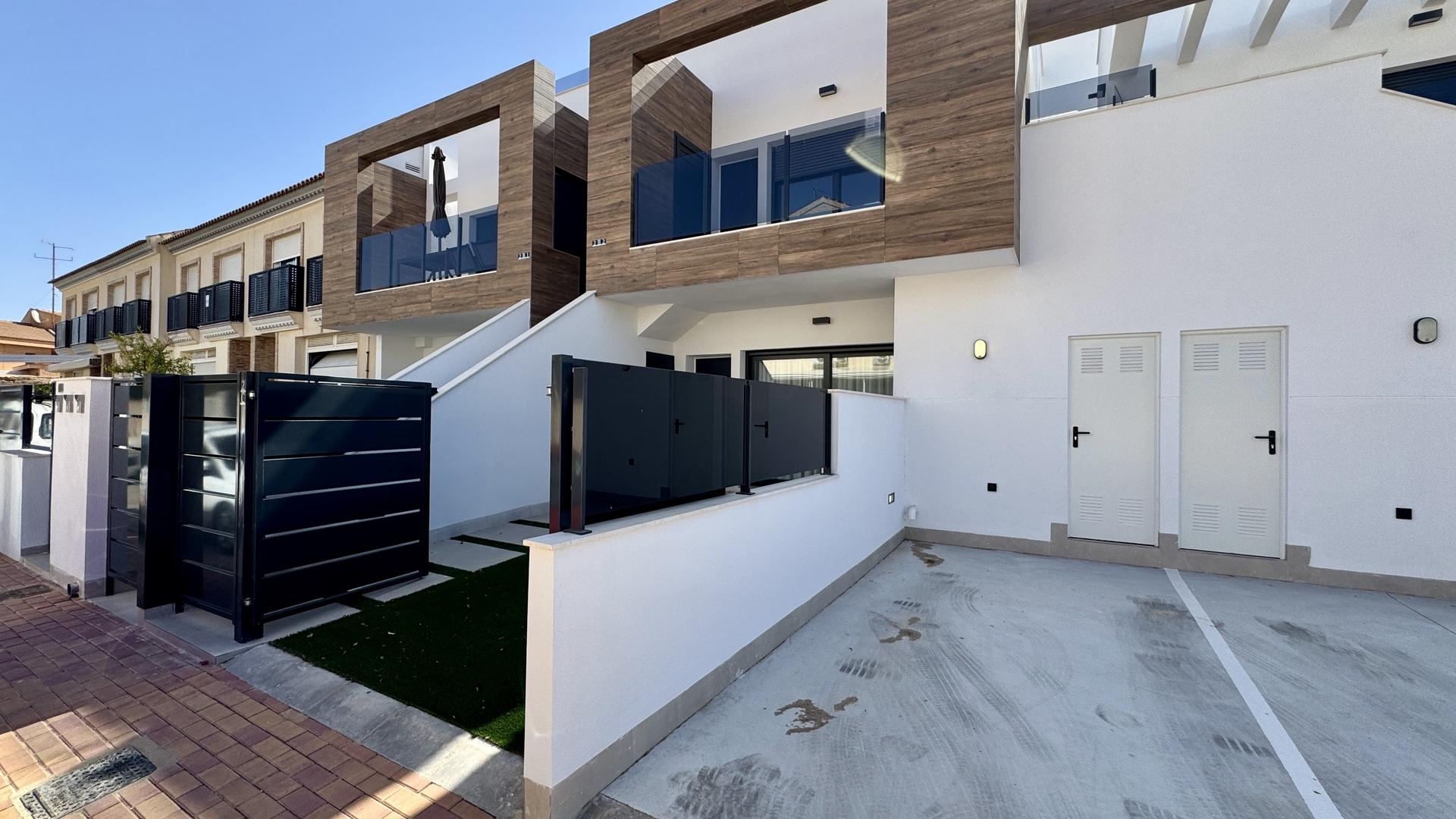 low-bungalow in San Pedro del Pinatar — Ref 18379