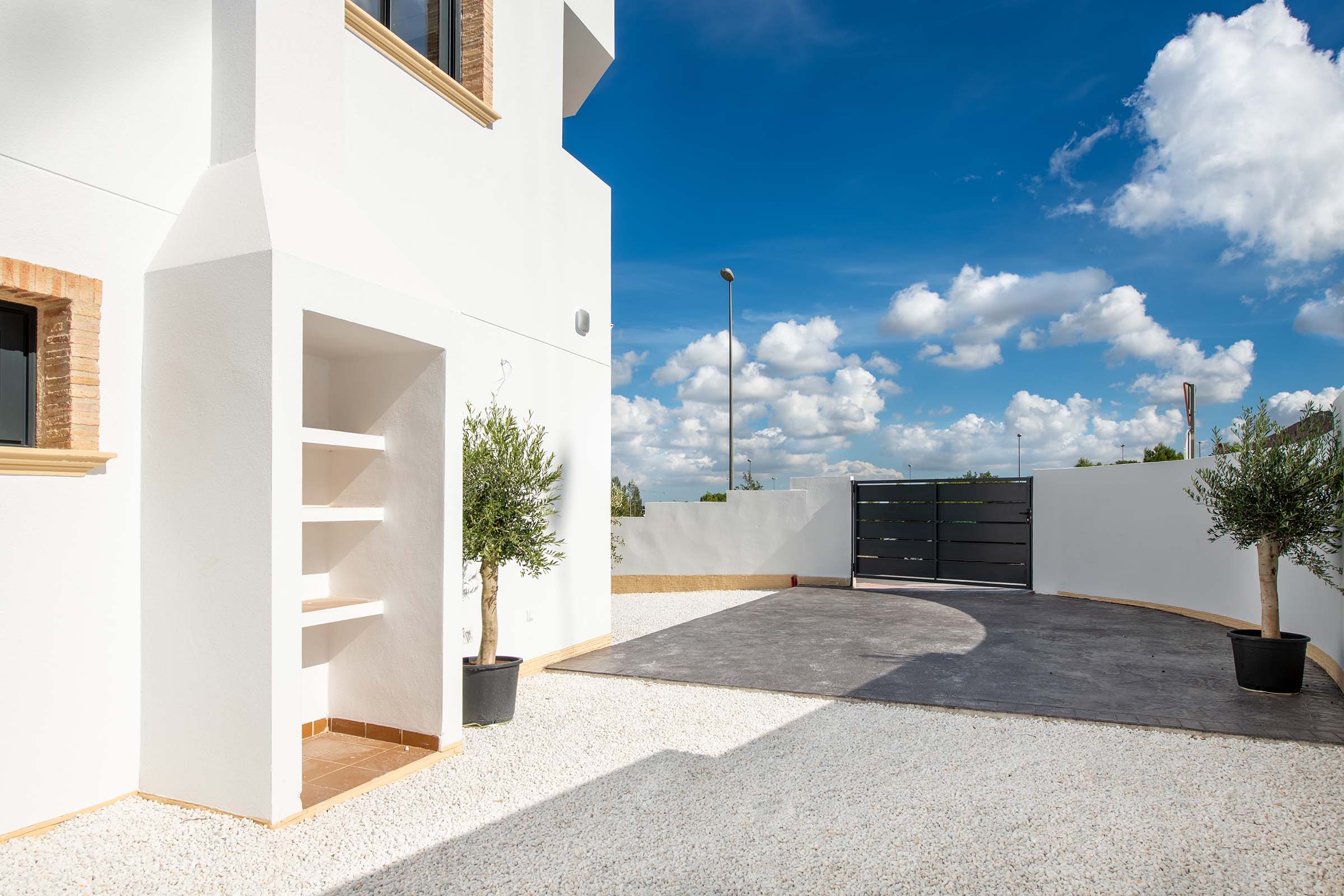 terraced in Cox — Ref 28047