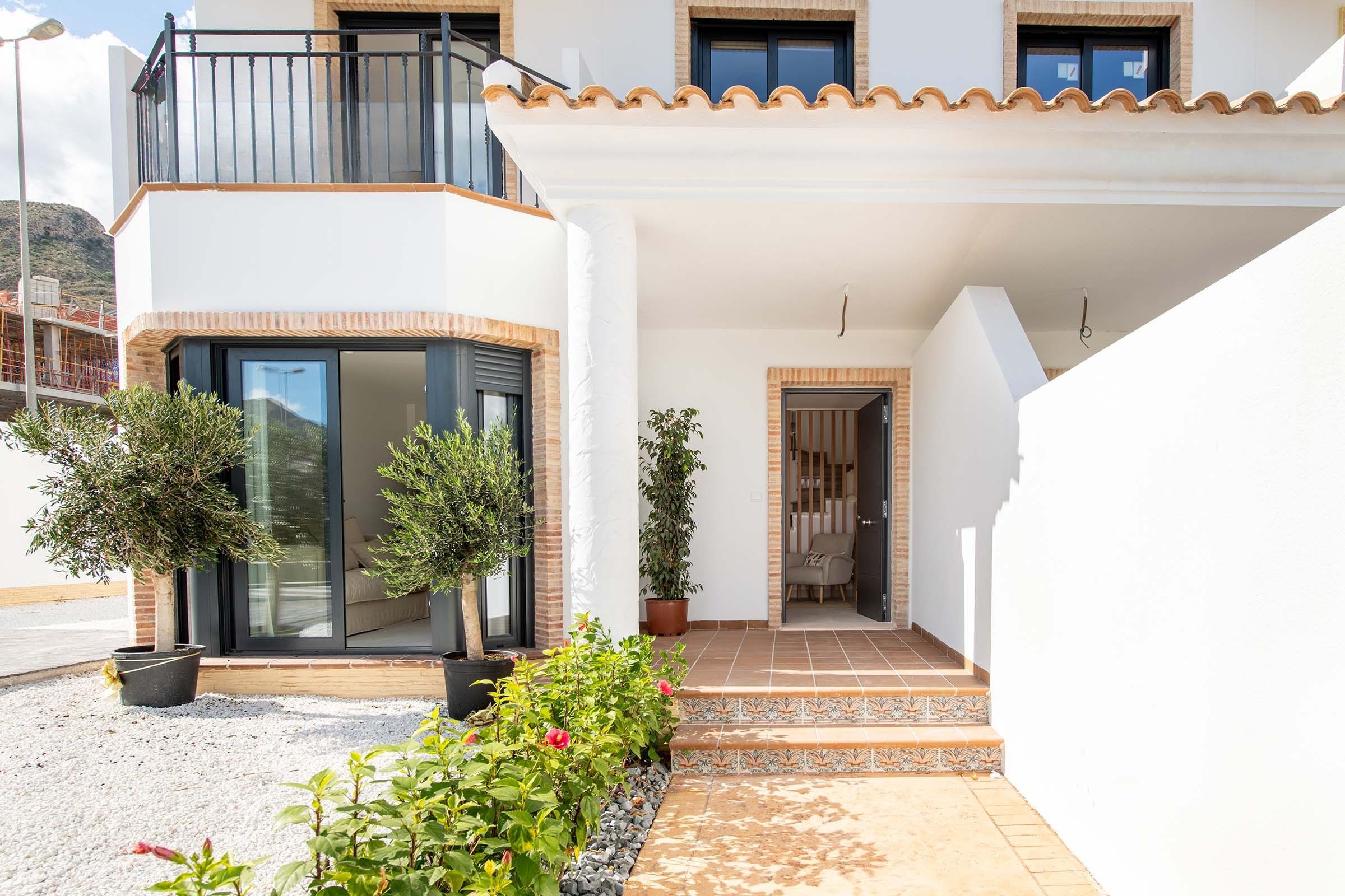 terraced in Cox — Ref 28047