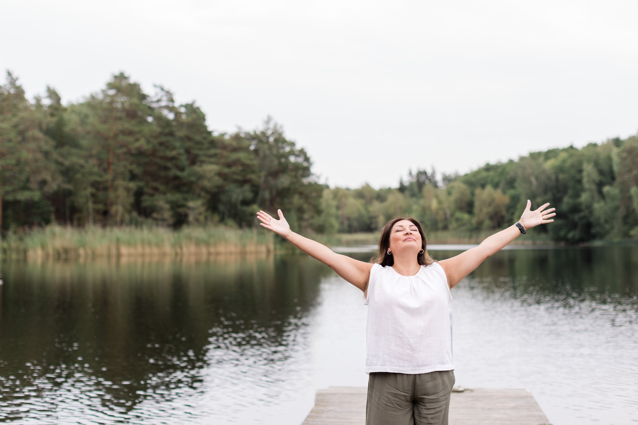 How my client went from feeling self-conscious before her branding photo shoot, to feeling amazing afterwards