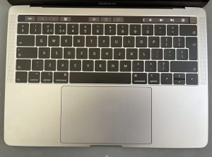 Apple MacBook Pro 13 inch 2019