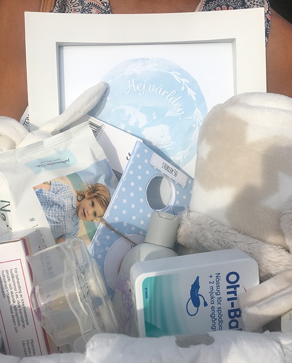 present till baby shower