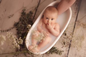 séance photo bébé bain de lait
