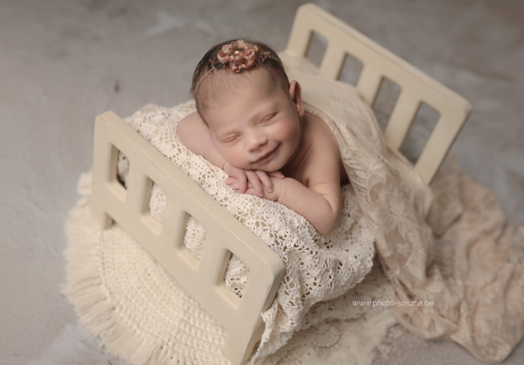 photographe nouveau-né bébé studio Liège Belgique