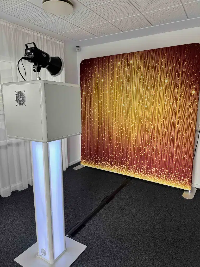 CUBE Photo Booth