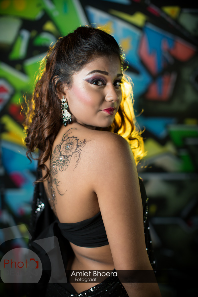 AmietBhoera-PhotoDesigns-hindoestaanse-fotograaf-bruidsfotograaf-studio-indian-8