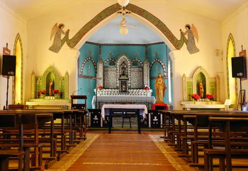 Heilig Hart kerk interieur Beagle Bay