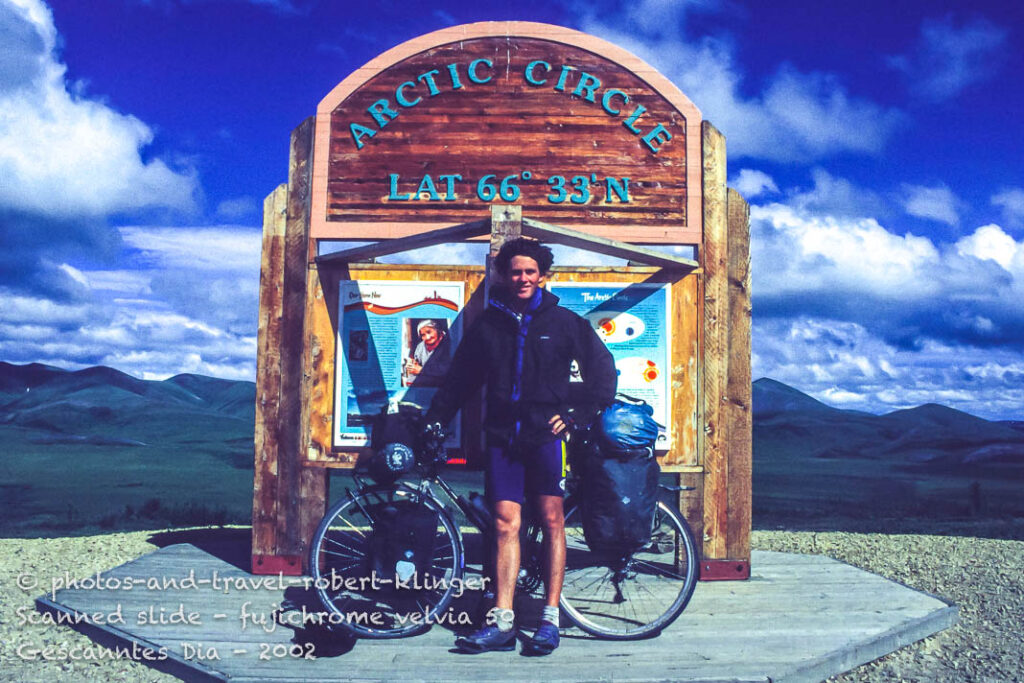 Crossing the Arctic circle on a bicycle