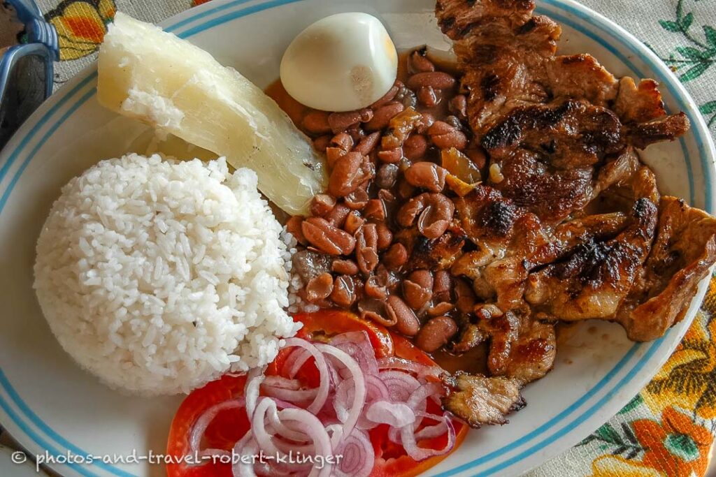 Lunch in central America