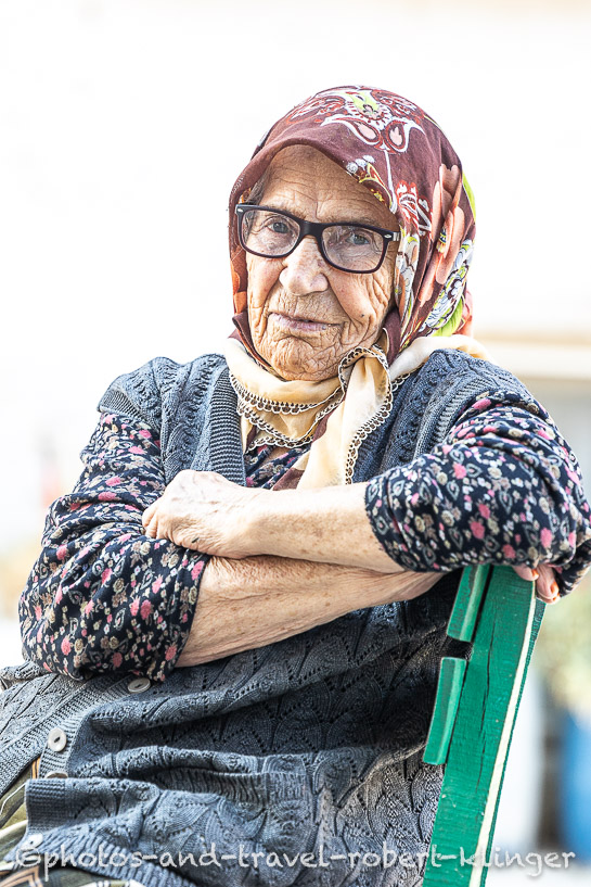 Travel portrait of a old woman in Turkey