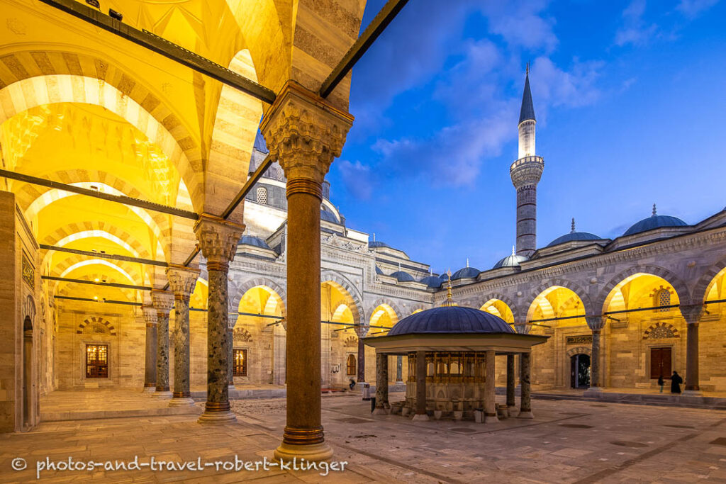 Beyazıt-Mosque is in Istanbul