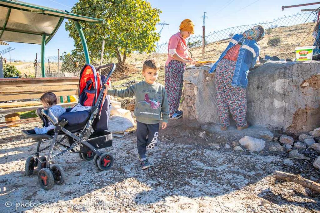 A boy and his sister in Kurdistane, Turkey