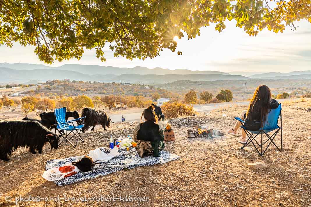 Two girls from Erbil enjoying a picnic in the mountains of Kurdistane, Erbil