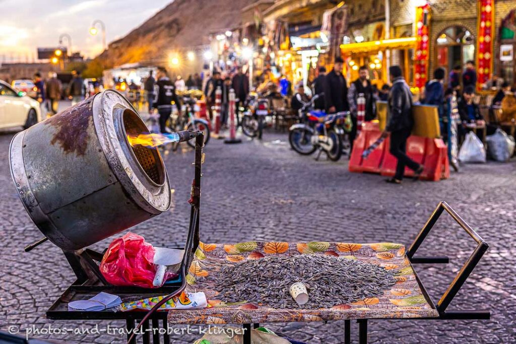 Sunflower seeds are being roasted in Erbil