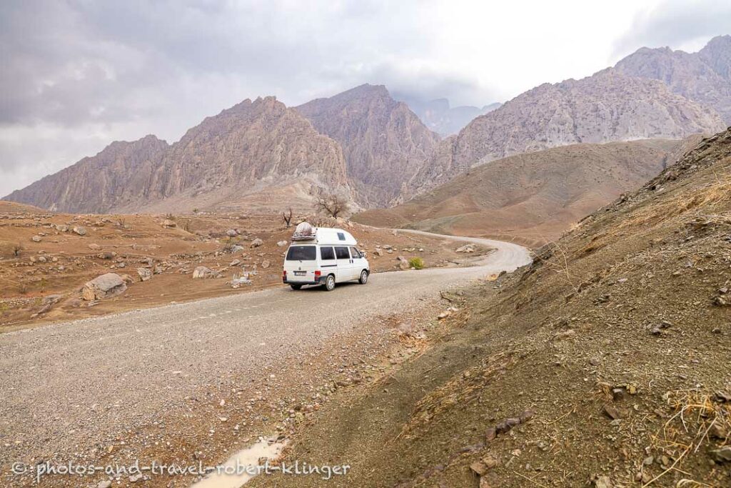 A VW-van in Kurdistane, on the way into the mountains