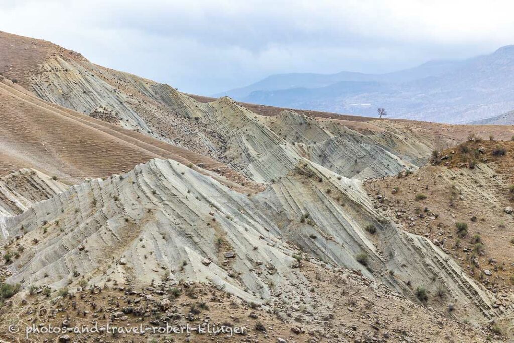 Interesting geology around Dukan, Kurdistane, Iraq