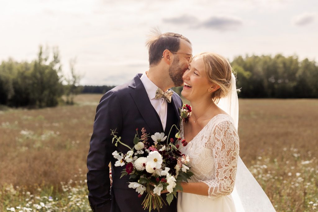 countryside wedding by the lake