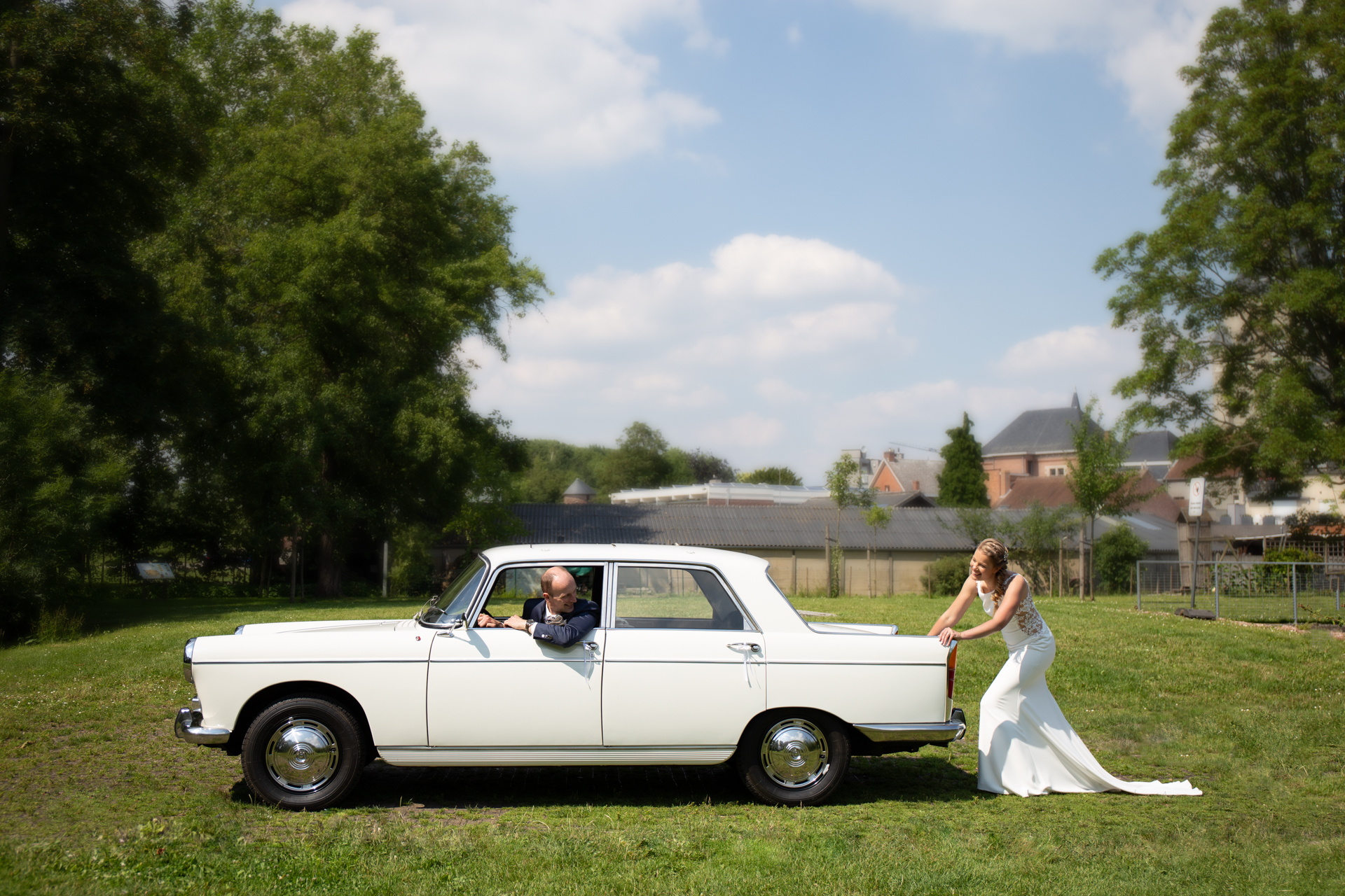 Weddingshoots.be Fotoshoot in het park met Mrs Mc Bright