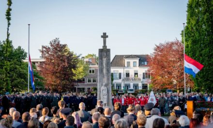 Vier studenten van opleiding Podiumkunsten in finaleronde dichtwedstrijd