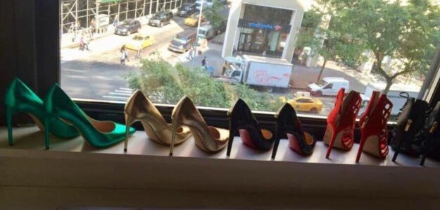 Milyf ( Mother I Like Your Foot)👠😜 Milyf ( Mother I Like Your Foot)👠😜