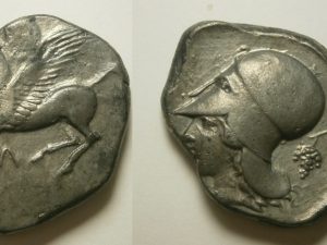 Leukas. Circa 350-320 BC. Stater - Pegasus / Athene