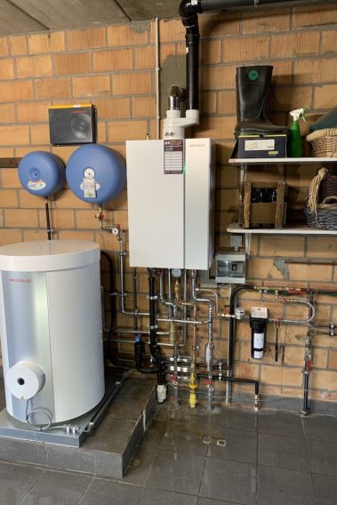 Pieraerd Gregg verwarmingketel plaatsen