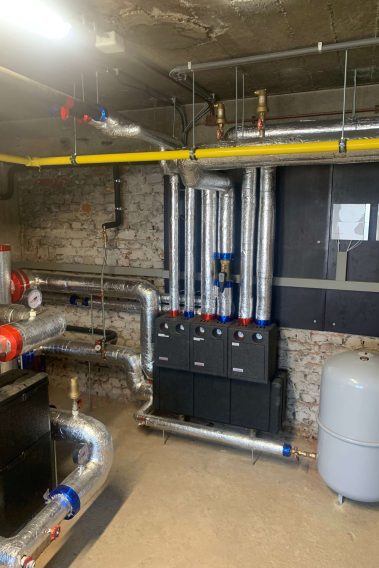 Pieraerd Gregg verwarmingketel plaatsen