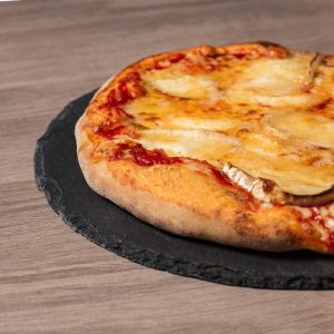 25 Pizza Caprina