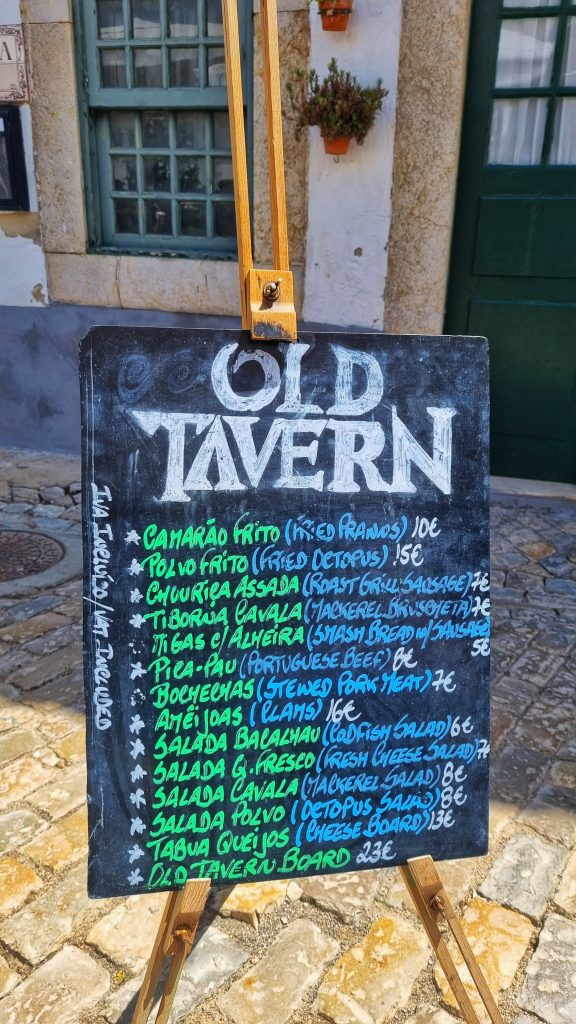 We included this image so that you can have an insight on the prices of different tapas dishes at The Old Tavern.
