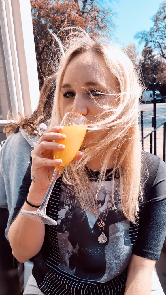 Brunch is a great way to spend some romantic time together and they are also cheap days out. You often get food, drink and entertainment included so for the price most of them are really good value. This image is of Amy enjoying Brunch in Edinburgh.