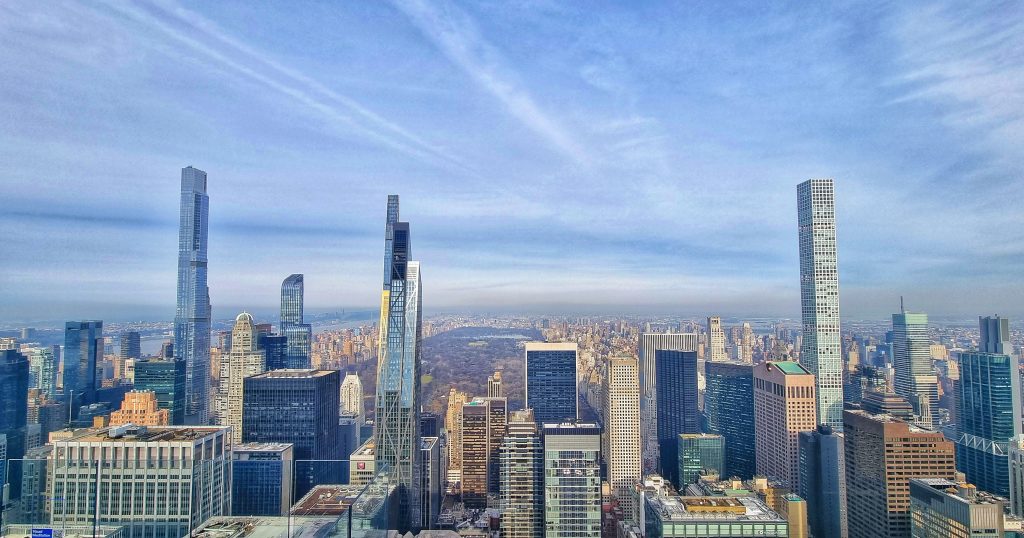 There are so many amazing viewpoints that you can see in New York and get to see the skyline. We were lucky enough to capture this photo of the cityscape at Top of the Rock.