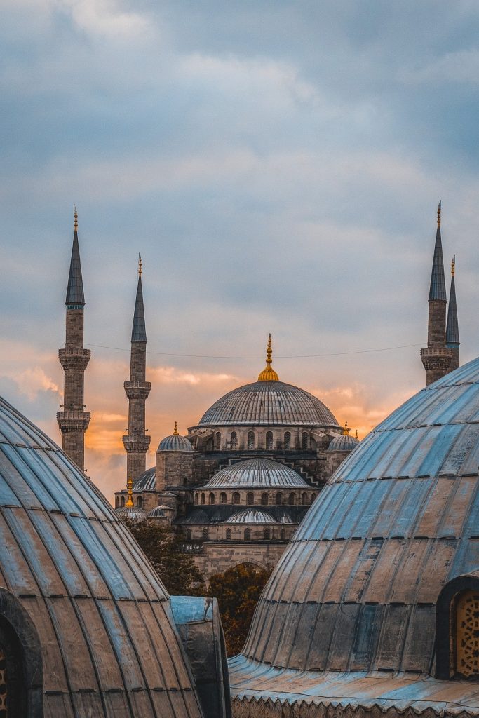 In Turkey, you will be able to see so many beautiful mosques.