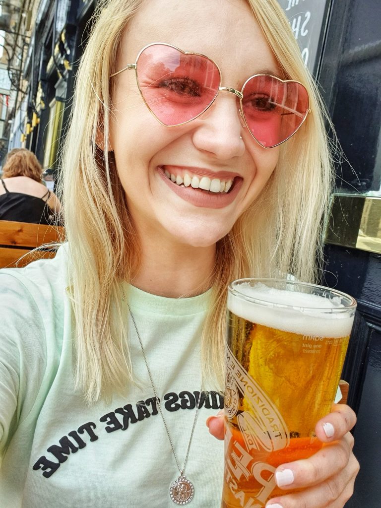 Amy enjoying a pint at the Ship Inn, Leith with her friend that she met from the Harry Potter tour.