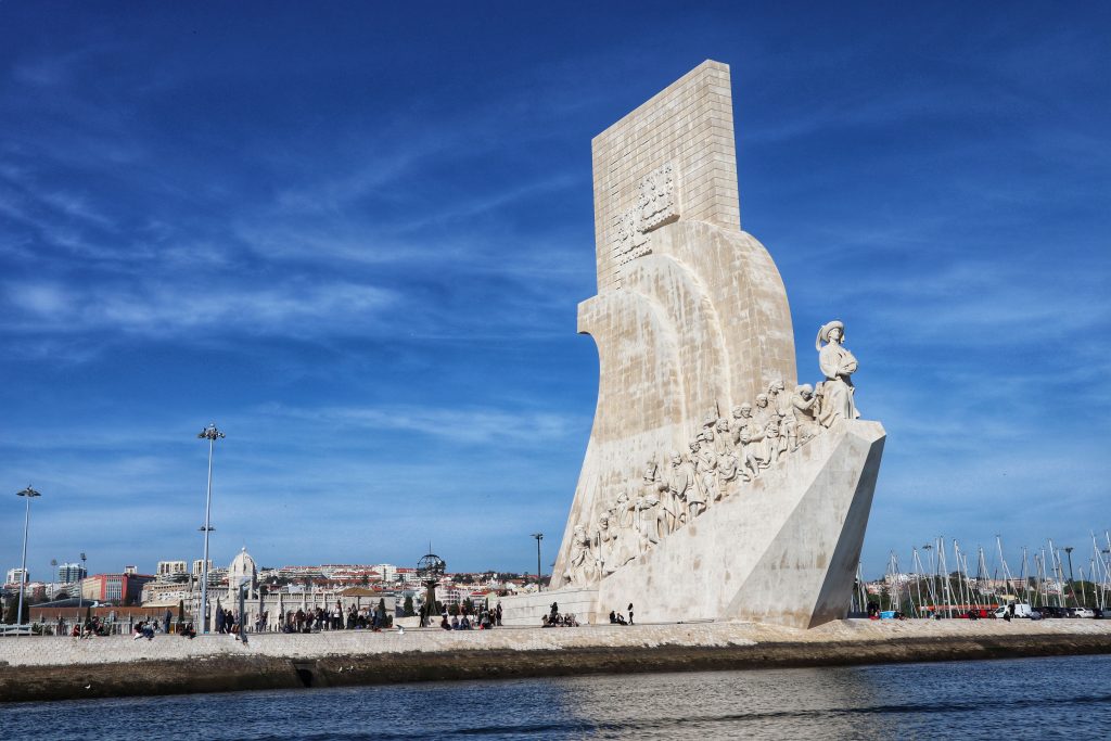 Incredible monument taken in Lisbon.