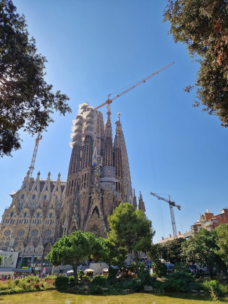 The Sagrada Familia is one of the most popular tourist attractions in Barcelona and this image shows it in all it's beauty.