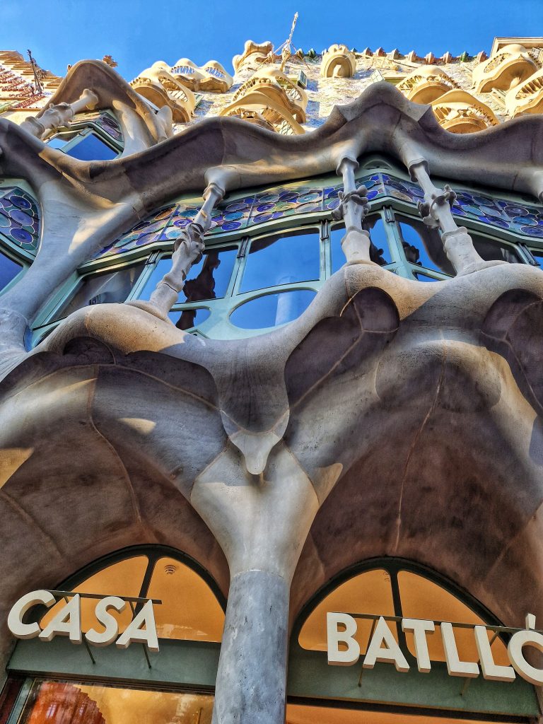 One of the best free things to do in Barcelona is to visit Gaudi's buildings from the outside. This image shows the outside of Casa Batllo.