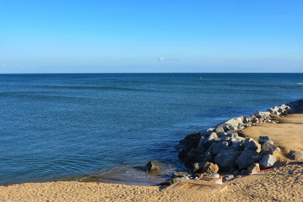 The beach in Barcelona in the fall is still warm and it is also a lot less crowded too.
