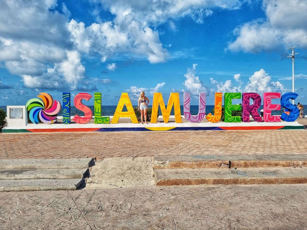 Isla Mujeres sign