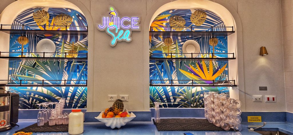Juice bar on board Scarlet Lady.