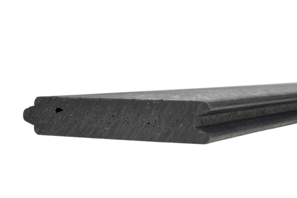 Fer/not plastplanke 3,4x15(13,8)x360 cm 1 stk. Ural Black