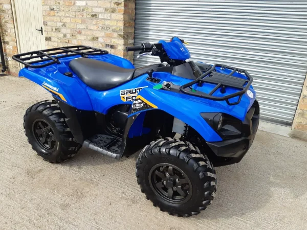 Kawasaki Brute Force 750 4x4 farm quad