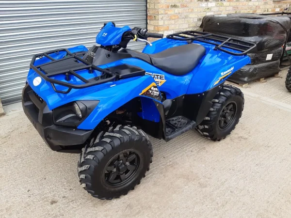 Kawasaki Brute Force 750 4x4 farm quad