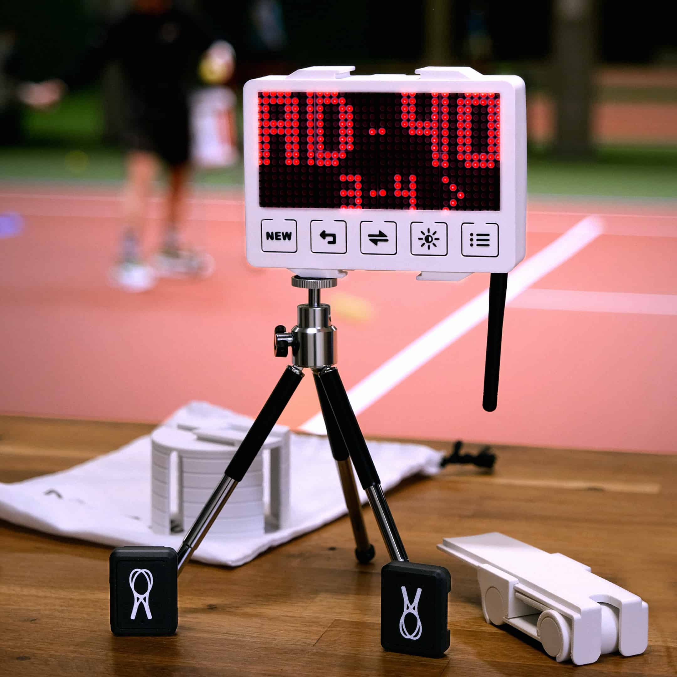 Play and Track Play and track