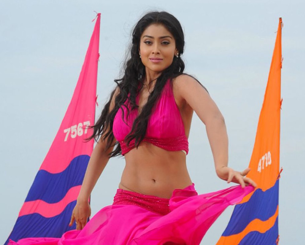 Shriya Saran hot in red at beach