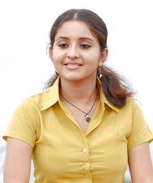 Bhama in tight fit t shirt hot photo