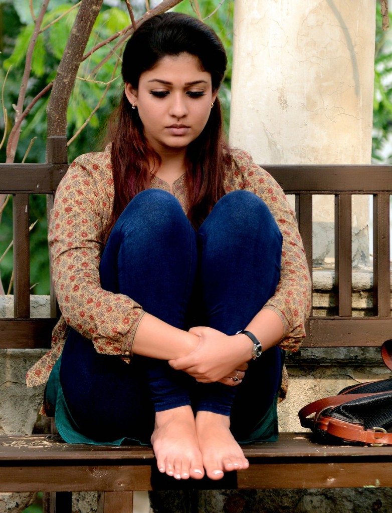 Actress Nayanthara sad sitting on floor
